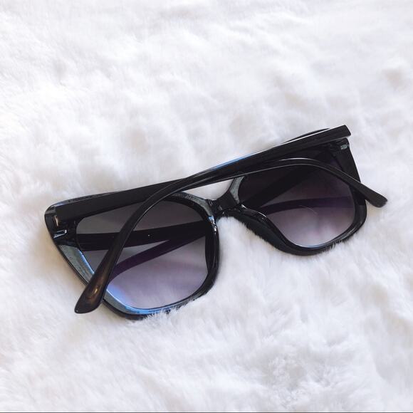 Amelia Black Cat Eye Full Rim Sunglasses - Picture 8 of 10